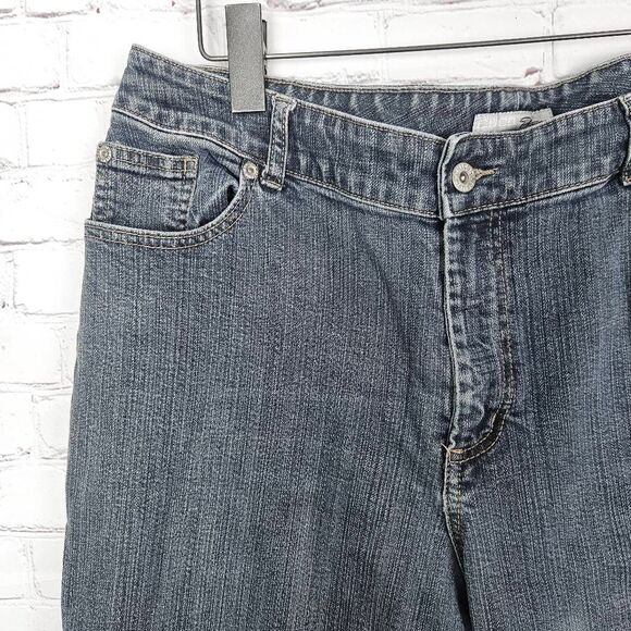 CHICO'S Platinum Denim Ultimate Fit Medium Wash Straight Leg Jeans Size: 3 Short - Picture 2 of 6